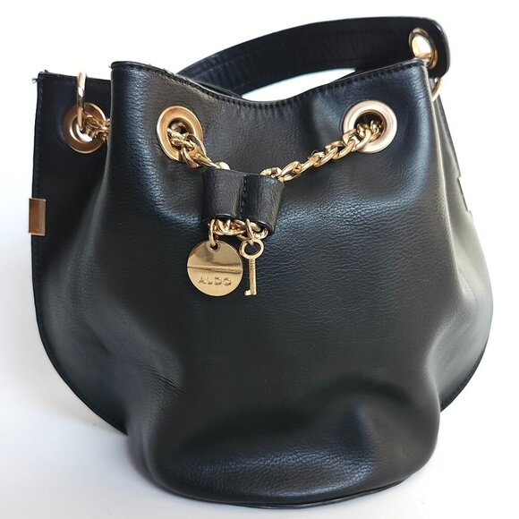 ADORABLE ALDO Mini Bucket Bag Black Gold Tone Key and Hardware - Picture 2 of 10